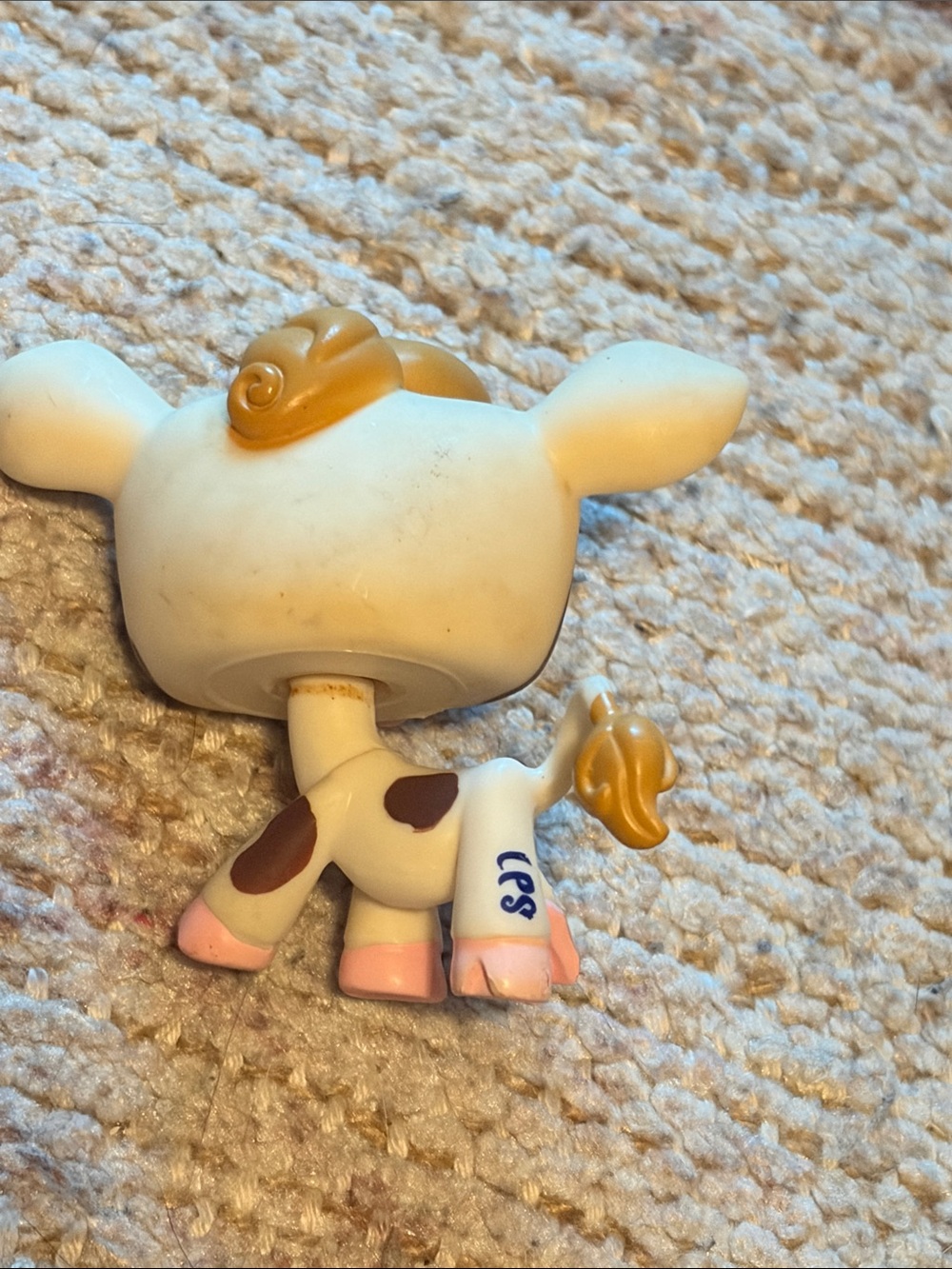 Littlest Pet Shop #1457 Brown Cow and #195 Brown Squirrel Figures LPS - Picture 3 of 5
